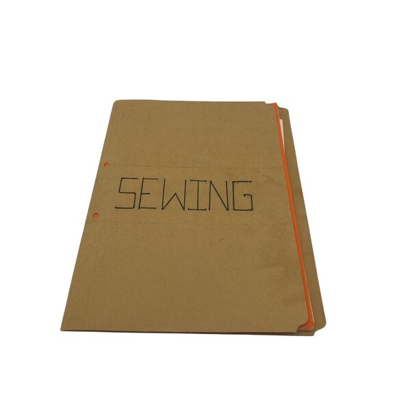 Sewing Guide Terms Beginner Simplicity Reference DIY Clothing Sew Pamphlet VTG - Picture 2 of 16